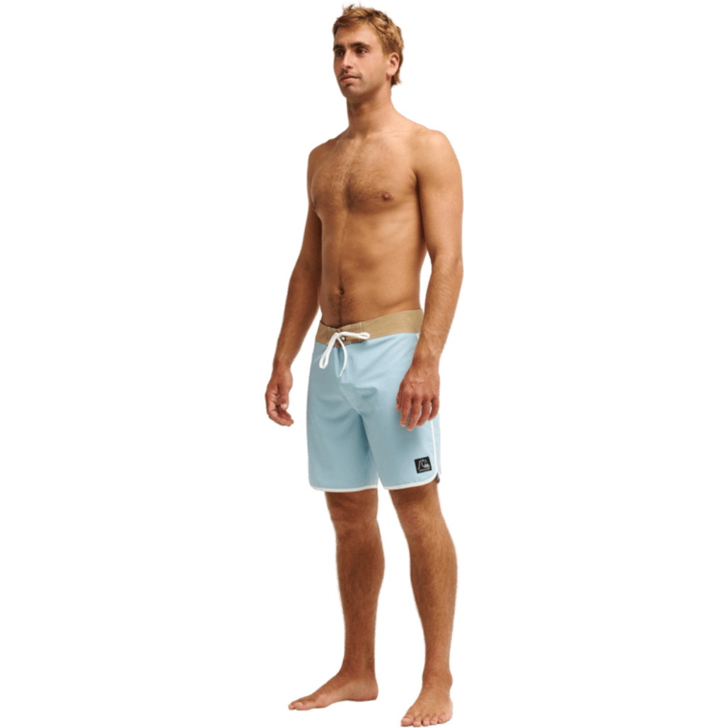 2026 Quiksilver Mens Original Scallop 18